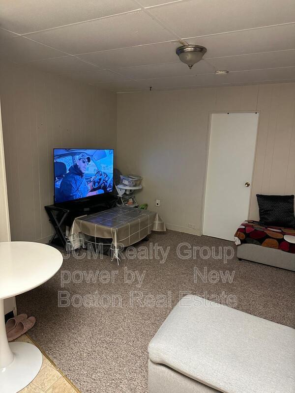 Building Photo - 5 Irwin St