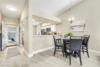 Building Photo - 7360 Glenmoor Ln