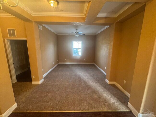 Building Photo - 7071 Lake Joanne Dr