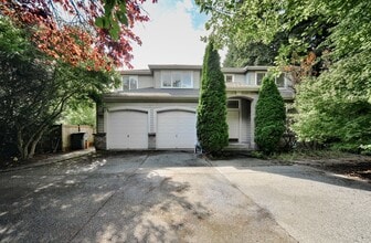 Building Photo - 8428 NE 147th Pl