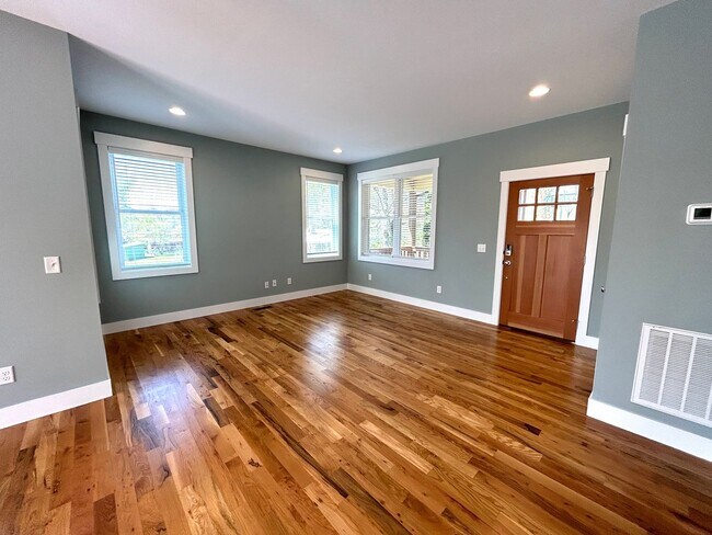 Building Photo - East AVL - JAG 2018 Green Built Custom Home