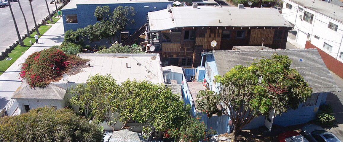 Top View Photo - 2215-2219 Ocean Front Walk