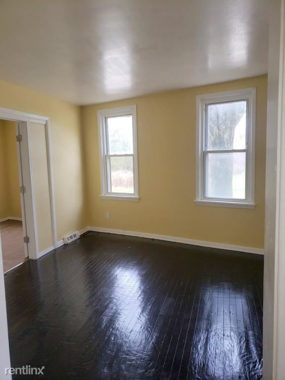Building Photo - 2877 Ambler St