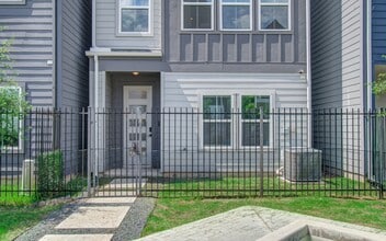 Building Photo - 8325 Springwood Crk Ln