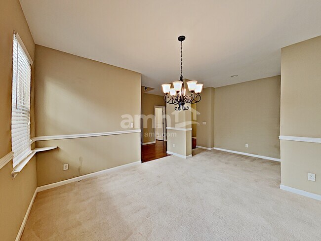 Building Photo - 255 Shaw Dr
