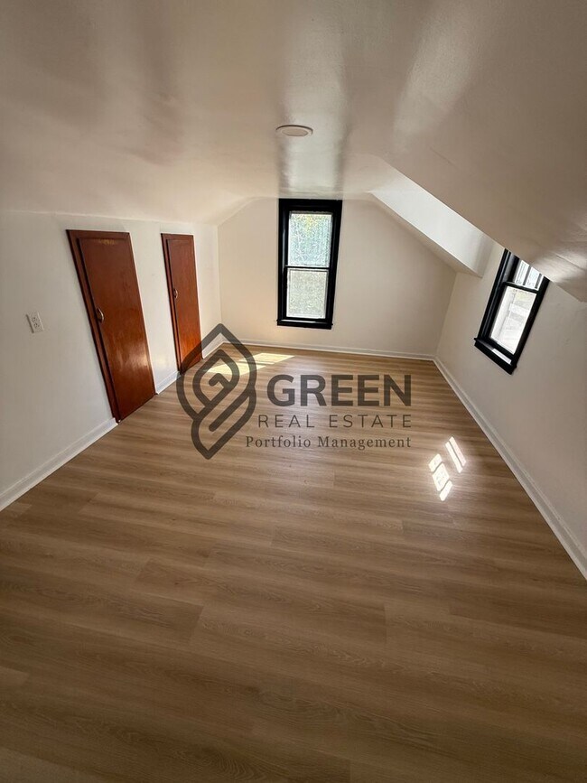 Foto del edificio - 735 N Schuyler Ave