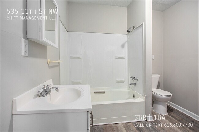 Building Photo - 535 11th St NW