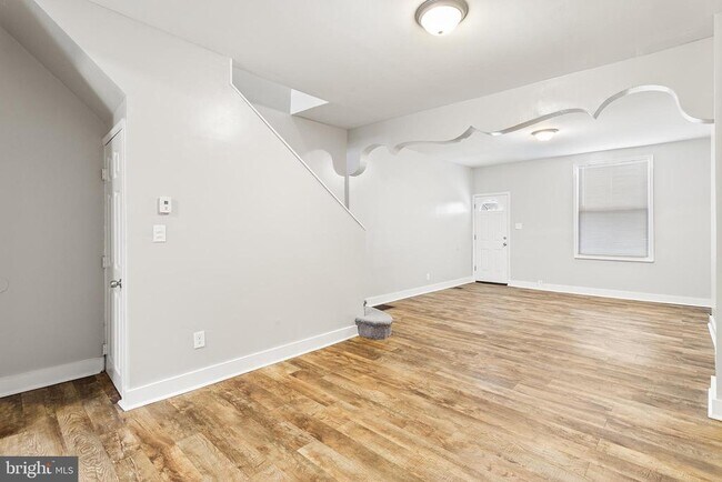 Foto del edificio - 544 N Allison St