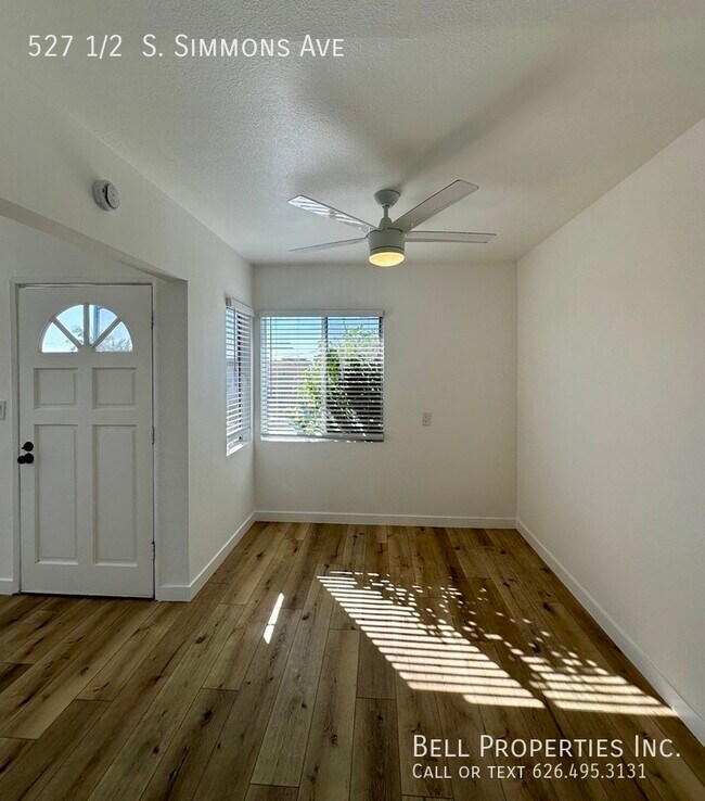 Foto del edificio - 527 Simmons Ave