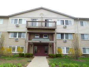 Foto principal - 655 Deepwoods Dr