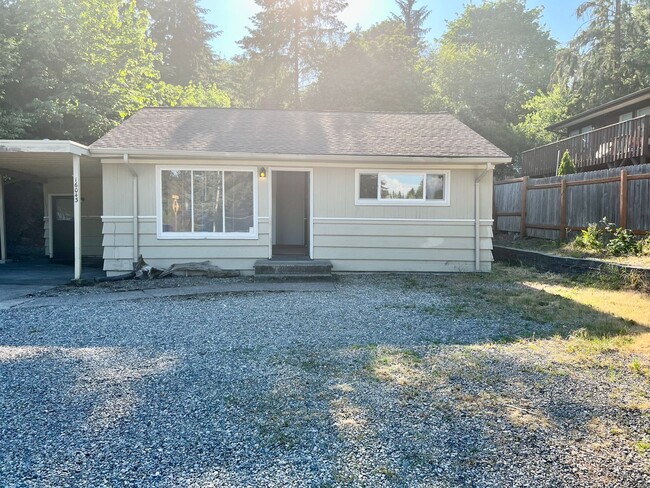 Foto del edificio - 2 bedroom home located in Burien