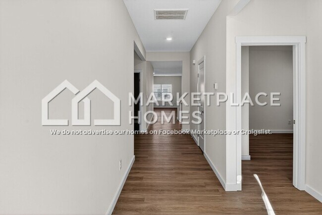 Foto del edificio - 4321 Scenic Mdw Dr NE