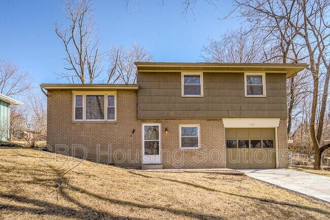 Foto del edificio - 1609 N Rogers St