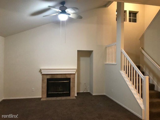 Building Photo - 3 br, 2 bath House - 7867 Crestleigh Court