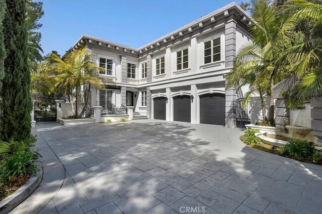 Foto del edificio - 1756 Clear View Dr