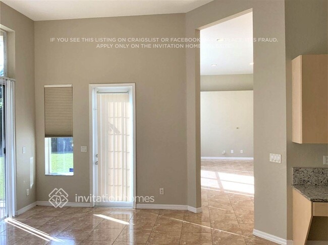 Building Photo - 8444 S Lake Forest Dr