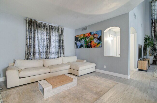 Foto del edificio - 8317 S 45th Ln
