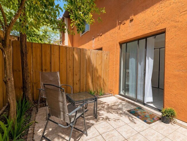 Building Photo - 7336 Forest Hill Ct