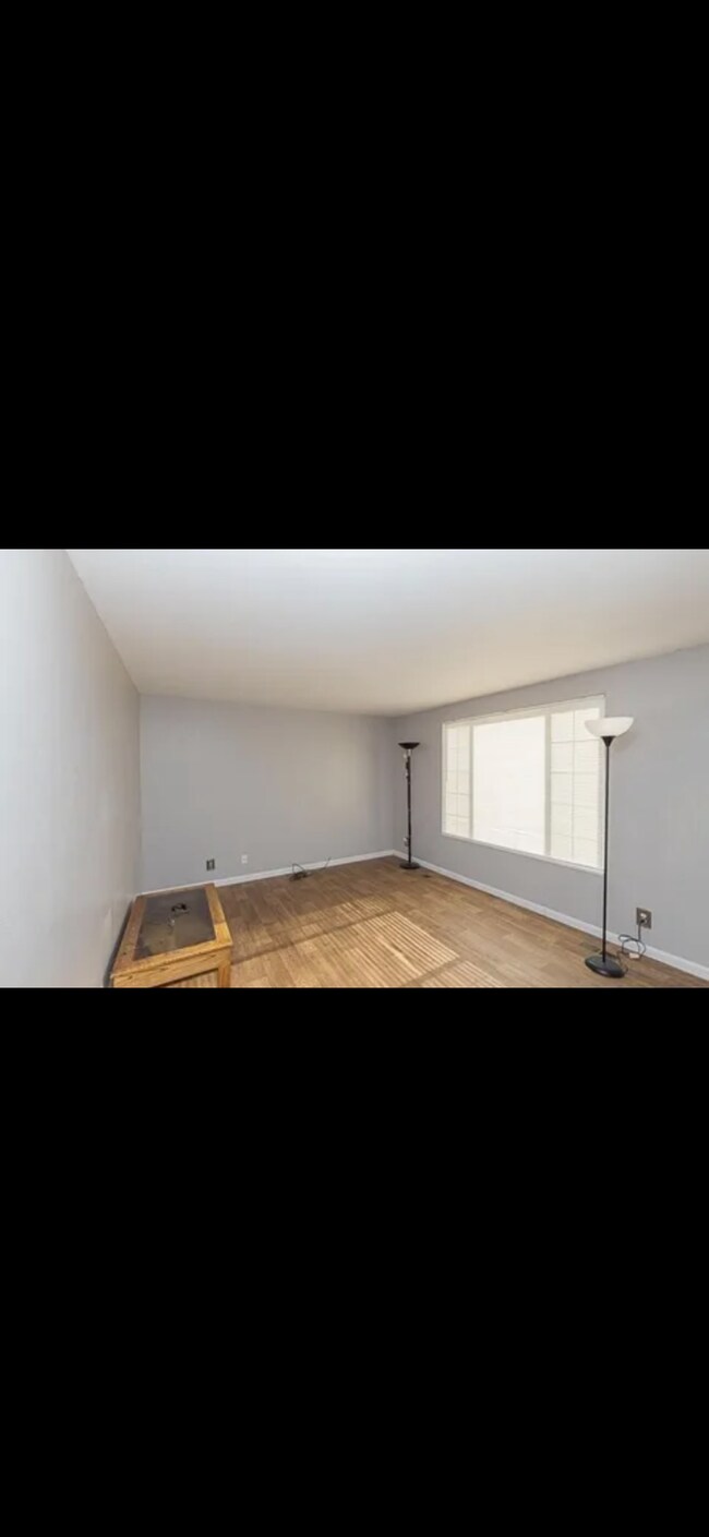 Foto del edificio - 500 Monroe Ave