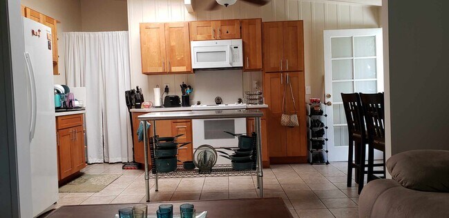 Kitchen - 202 Aikahi Loop