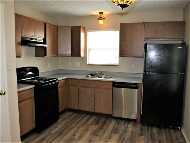 Building Photo - 4190 Salem Dr