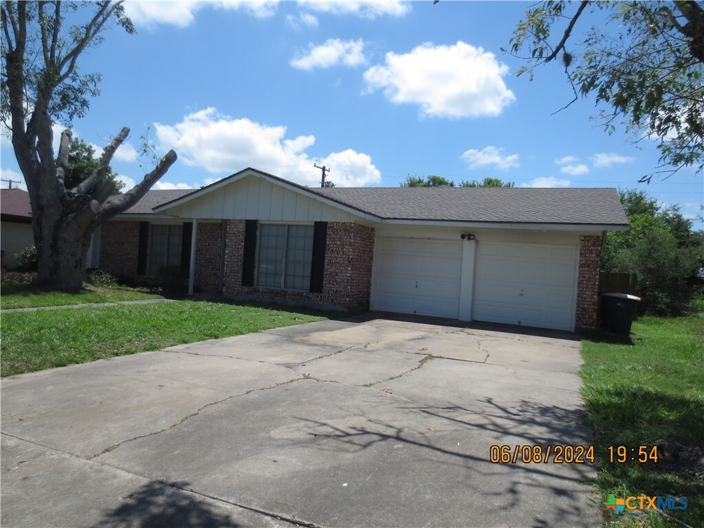 Foto principal - 205 Avalon Dr