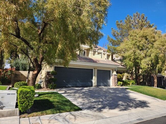 Building Photo - Stunning Queensridge Two-Story Residence in Guard-Gated Community
