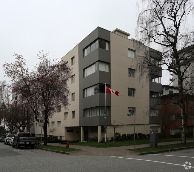 Photo du bâtiment - 1265 Cardero Street