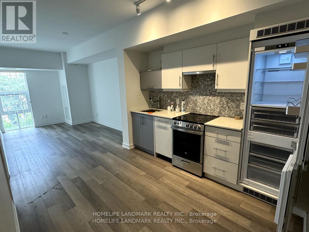 Photo principale - 181-181 Huron St