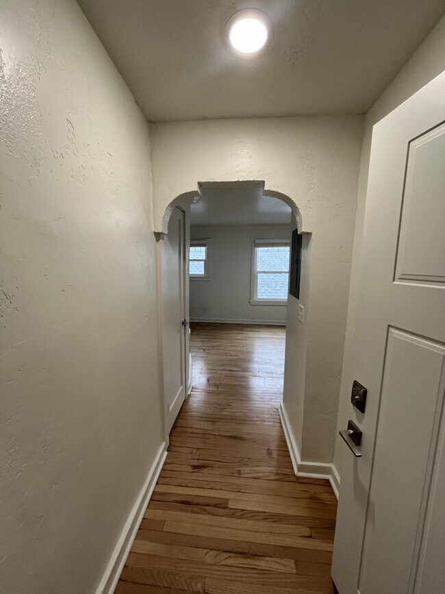 Apartamento 6: Vestíbulo - The Fremont