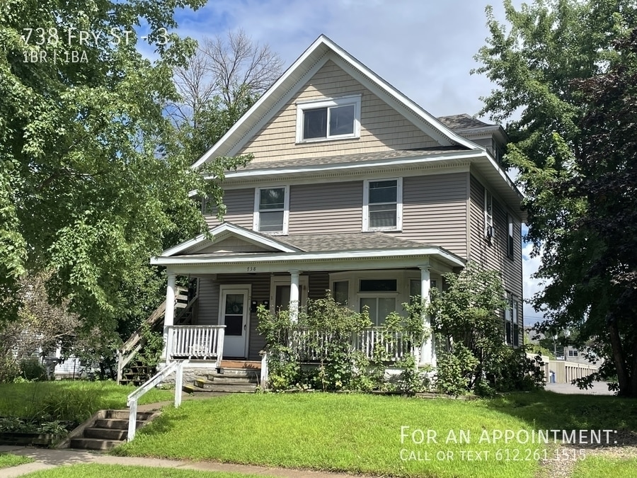 Primary Photo - 738 Fry St