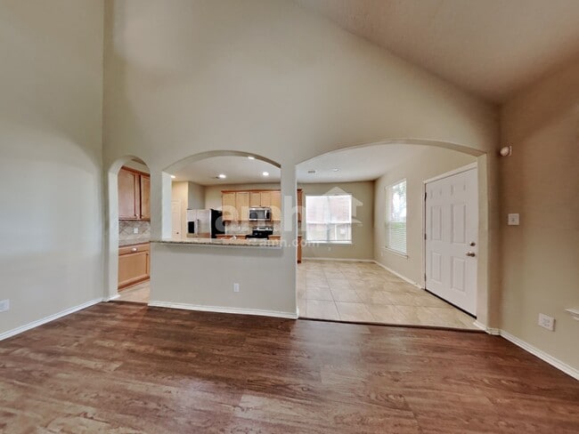 Foto del edificio - 21349 Thurston Crossing Dr