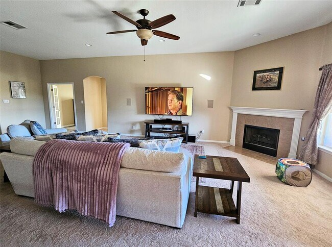 Foto del edificio - 1808 Harvest Bend Ln