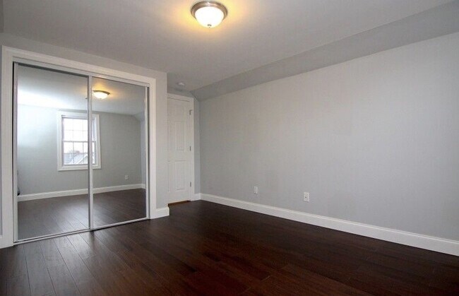 Foto del edificio - 96 Myrtle St