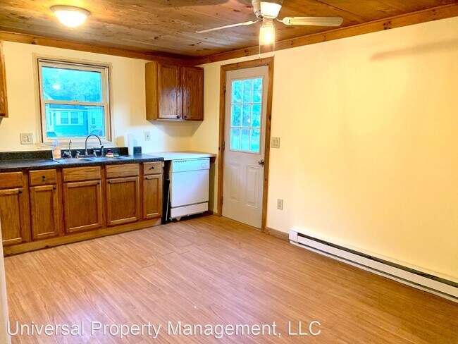 Building Photo - 3 br, 1 bath House - 28 Countryside Circle