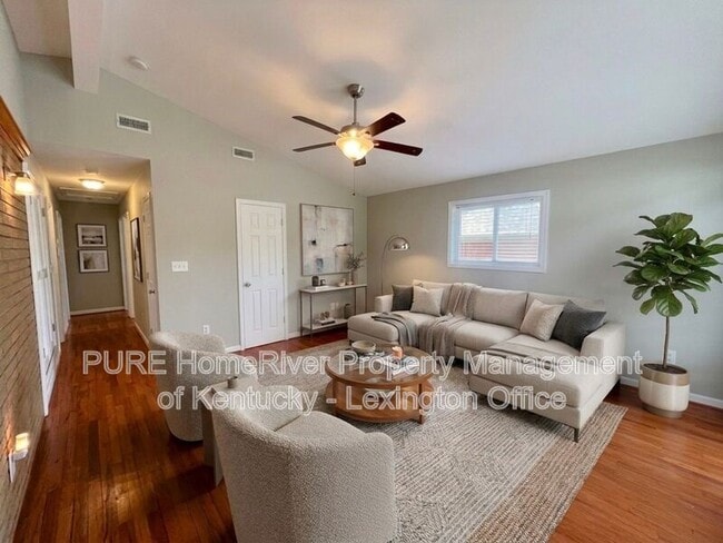 Building Photo - 2009 St Christopher Dr