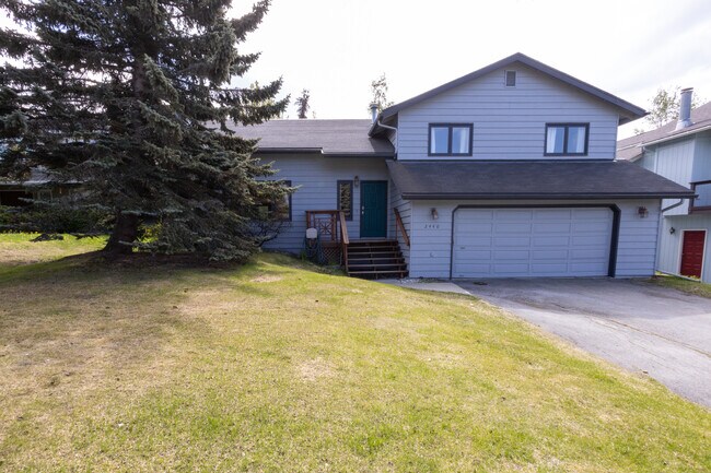 Building Photo - 2440 Dylan Dr
