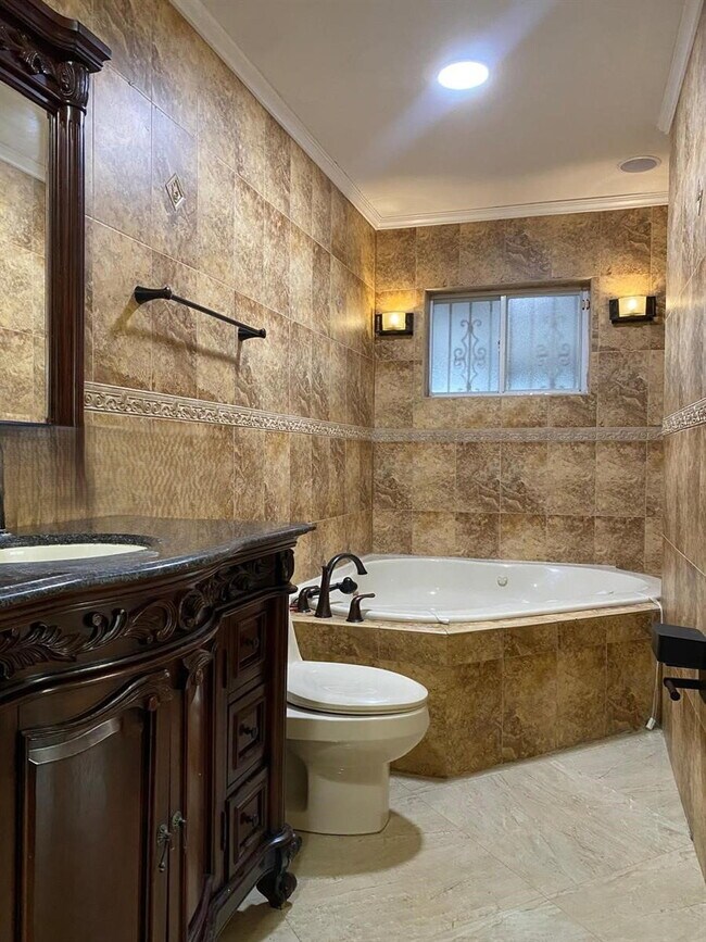 Foto del edificio - 7191 W 24th Ave