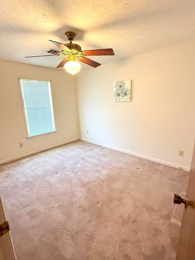 Foto del edificio - COMING SOON!