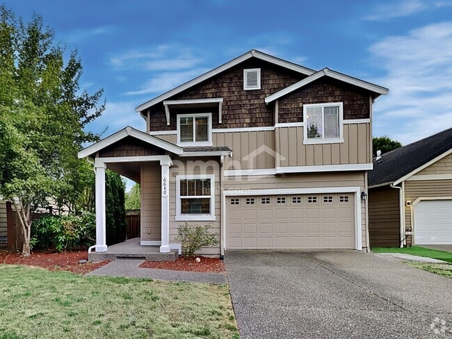Building Photo - 6640 Sarazen St SE