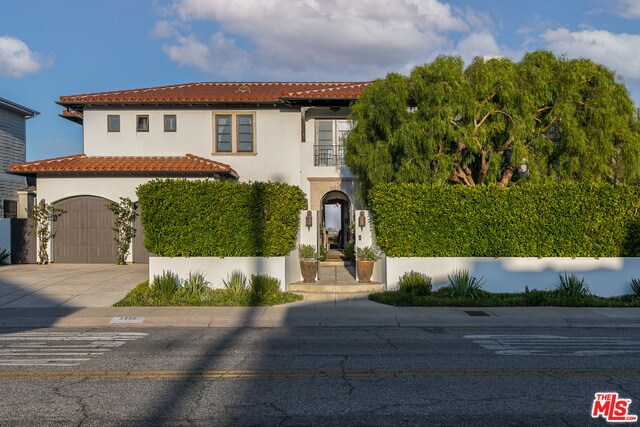 Building Photo - 3330 Inglewood Blvd