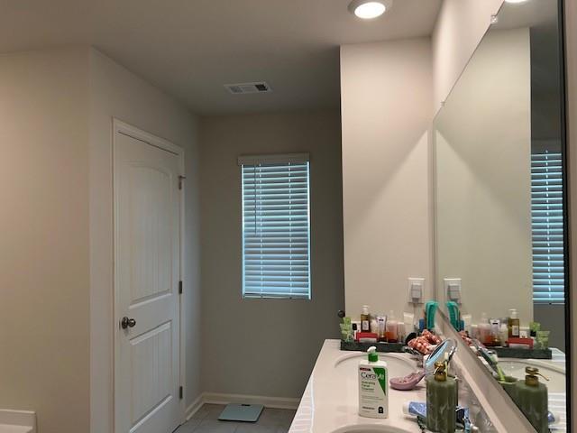 Foto del edificio - 2213 Blue Monarch Dr