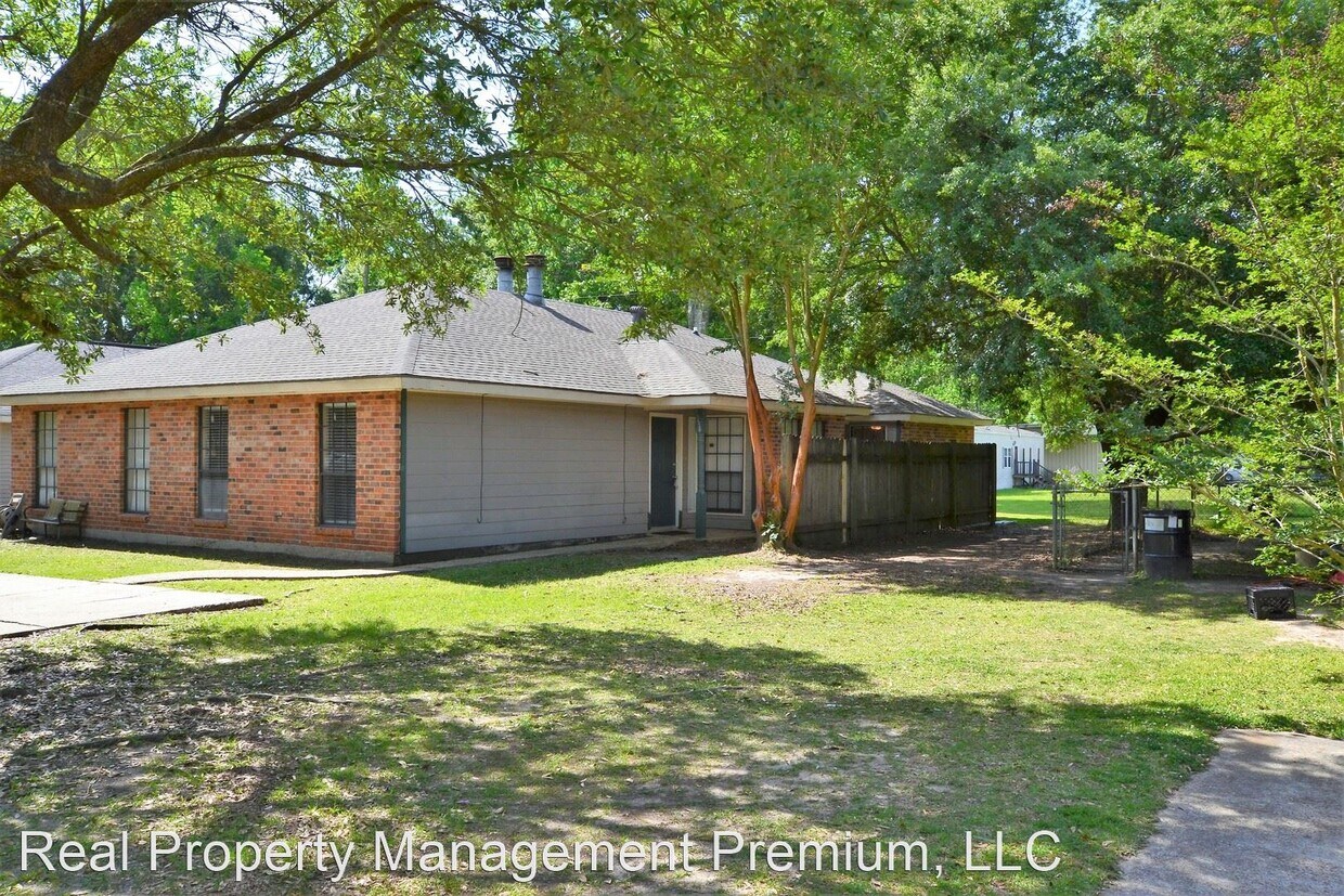 Primary Photo - 3 br, 2 bath House - 1134 Willow Creek Dr