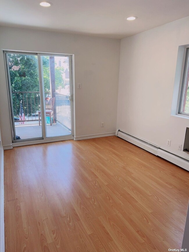 Building Photo - 150-66 78th Ave