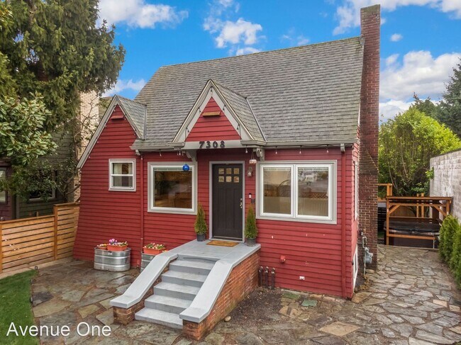 Foto del edificio - 5 br, 3 bath House - 7308 Keen Way N
