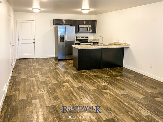 Foto del edificio - Beautiful 3 Bed 2 Bath Herriman Townhome!