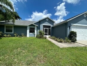 Building Photo - 615 7 Gables Cir SE