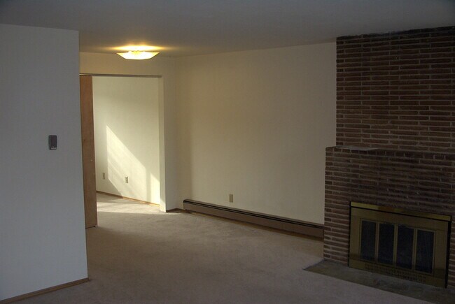 Foto del edificio - 9209 Woodlawn Ave N