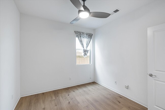 Building Photo - 1067 Sea Glass Way