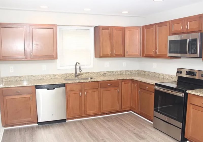 Primary Photo - 382 Paul Dr